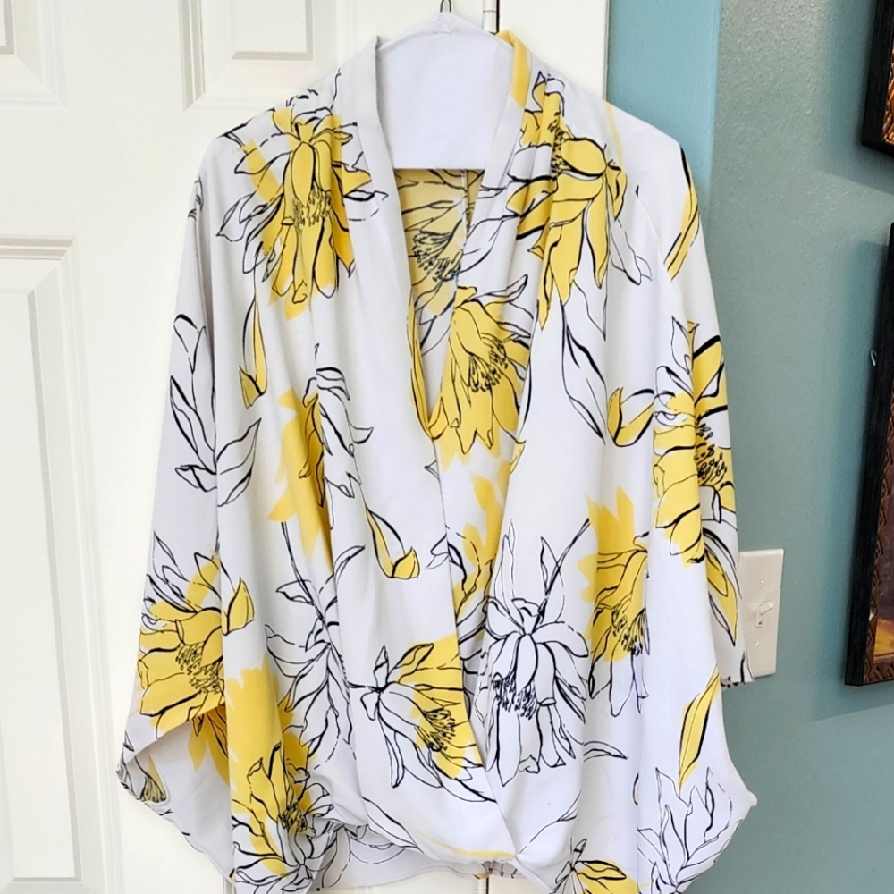 Blouse, Alfani, 2x white black and yellow